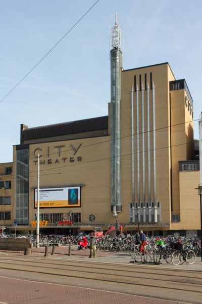 City Theater, Kleine-Gartmanplantsoen 15-19 (© Walther Schoonenberg)