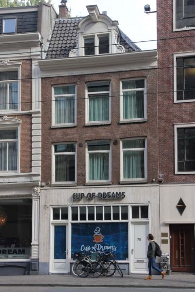 Vijzelstraat 75 (© Walther Schoonenberg)