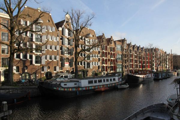 Brouwersgracht 204-212, 200-202, 198, 182-196, etc. (© Walther Schoonenberg)