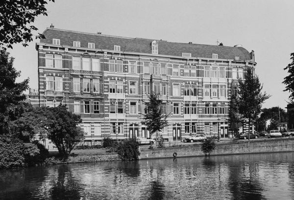 Alexanderkade 1-6