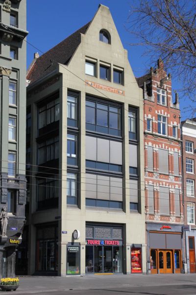 Damrak 26-27 (&copy; Walther Schoonenberg)