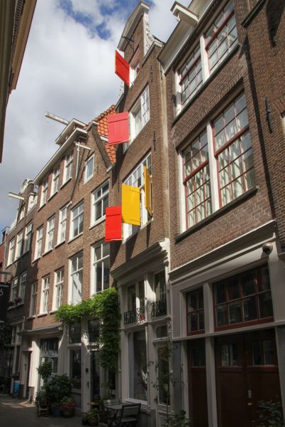 Sint Nicolaasstraat 22 (© Walther Schoonenberg)