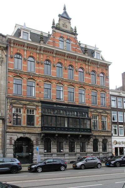 Raadhuisstraat 15 (© Walther Schoonenberg)