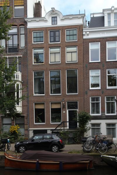 Reguliersgracht 51 (© Walther Schoonenberg)