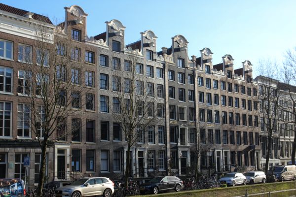Prinsengracht 681-693 (© Walther Schoonenberg)