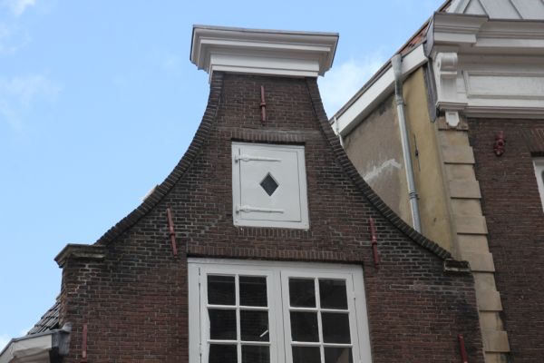 Kalverstraat 90 (&copy; Walther Schoonenberg)