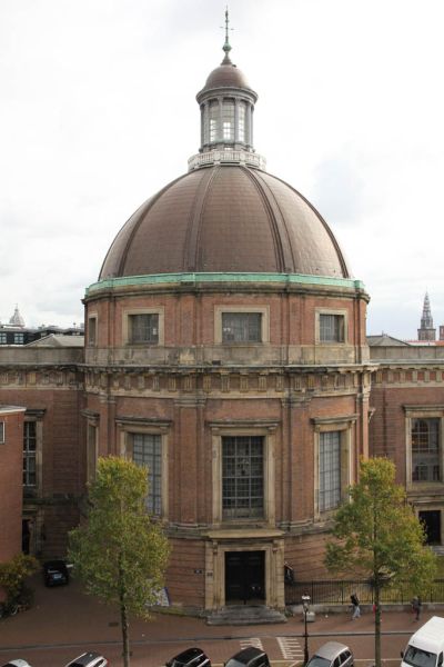Ronde Lutherse Kerk (&copy; Walther Schoonenberg)