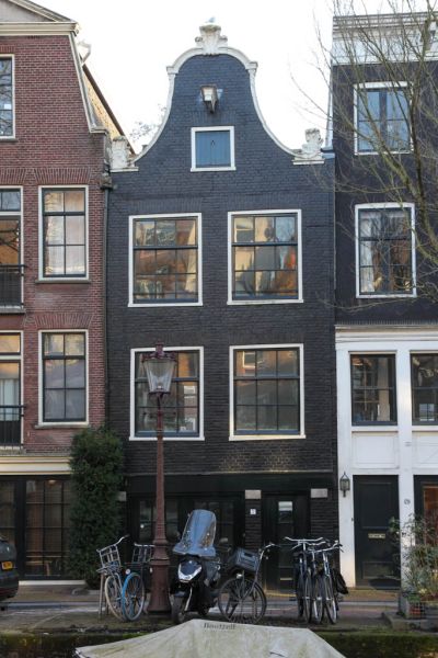 Egelantiersgracht 77 (&copy; Walther Schoonenberg)