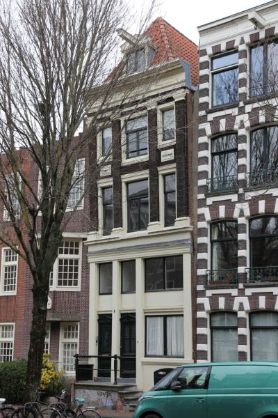 Blauwburgwal 8 (&copy; Walther Schoonenberg)