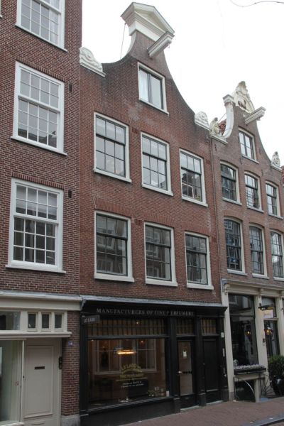 Reestraat 10 (&copy; Walther Schoonenberg)