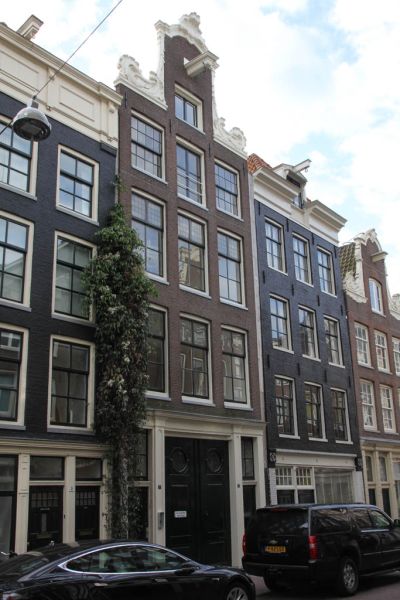 Binnen Brouwersstraat 7 (&copy; Walther Schoonenberg)