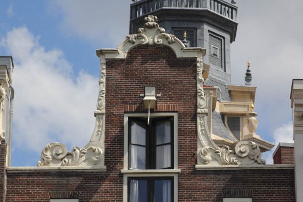 Kloveniersburgwal 51 (&copy; Walther Schoonenberg)