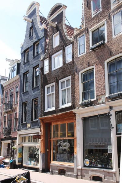 Nieuwe Spiegelstraat 66 (&copy; Walther Schoonenberg)