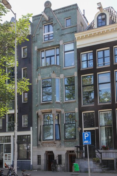 Prins Hendrikkade 126 (&copy; Walther Schoonenberg)