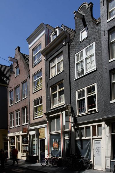 Zeedijk 88 (&copy; Walther Schoonenberg)