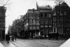 De gesloopte panden aan de Keizersgracht en de Vijzelstraat. Foto ca. 1920