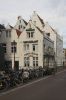 Achterzijde, gezien vanuit de Bakkersstraat (&copy; Walther Schoonenberg)